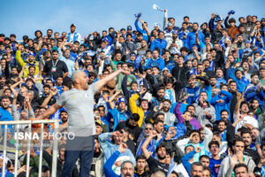 دیدار مرگ و زندگی استقلال در آسیا